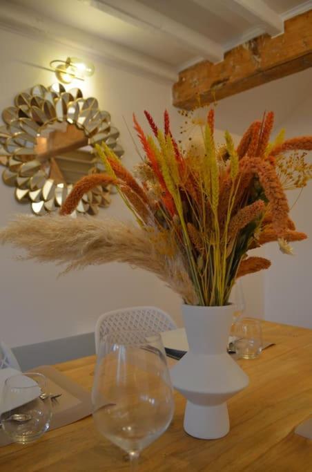 Charmant Appartement - Proche Chateau Cite Carcassonne Bagian luar foto